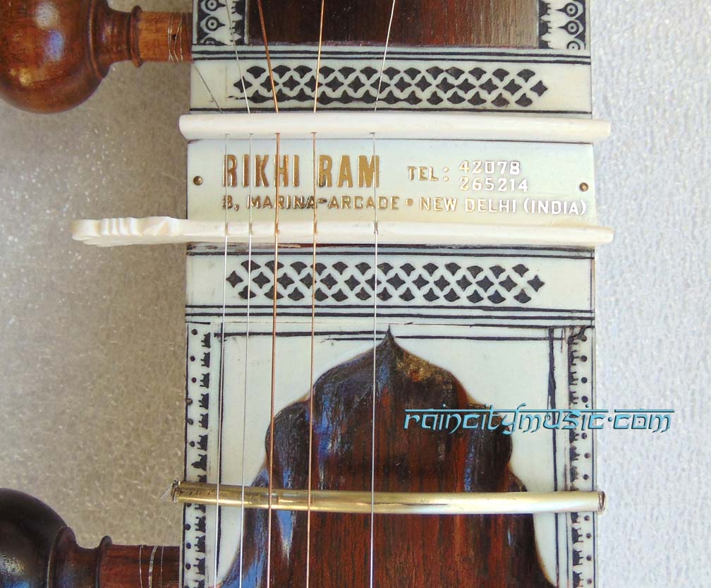 Vintage sitar